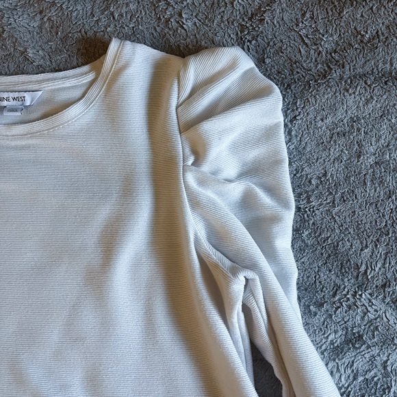 (NWOT) NINE WEST Size XL White Long Sleeved Shirt - Picture 2 of 6